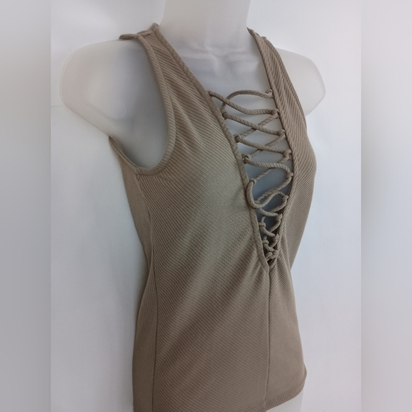 BKE Sexy Barbiecore Tan Lace-Up Summer Casual Tank Top (#1,355) - Picture 3 of 7